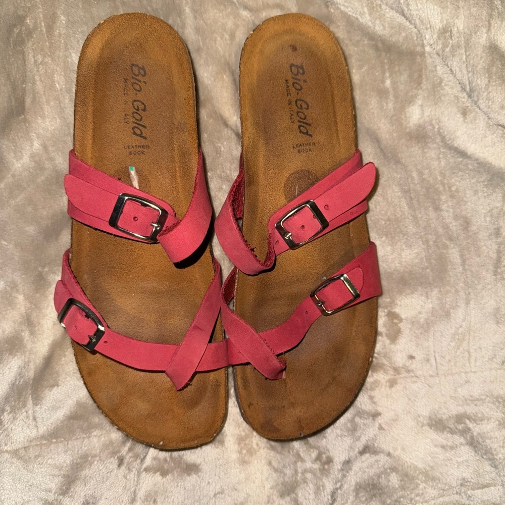 Women's Pink/Red Sandals